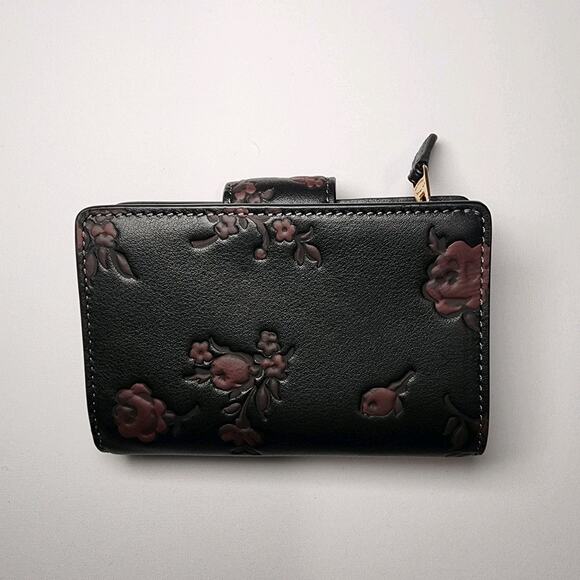 NWT COACH CCR20 Medium Corner Zip Wallet Floral Print Smooth Leather Black/Wine - Picture 2 of 5